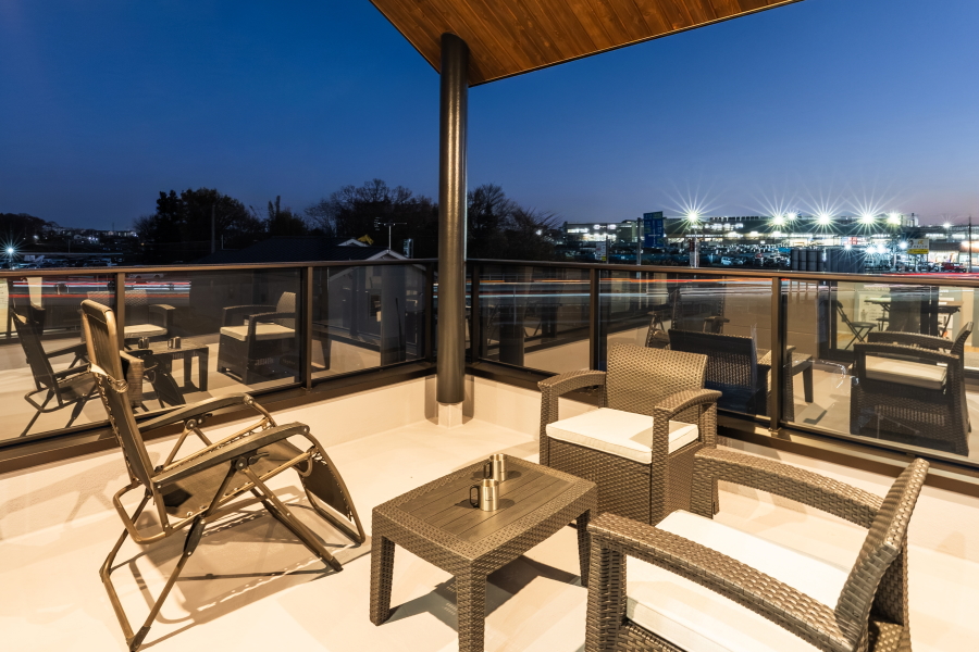 テラスバルコニー